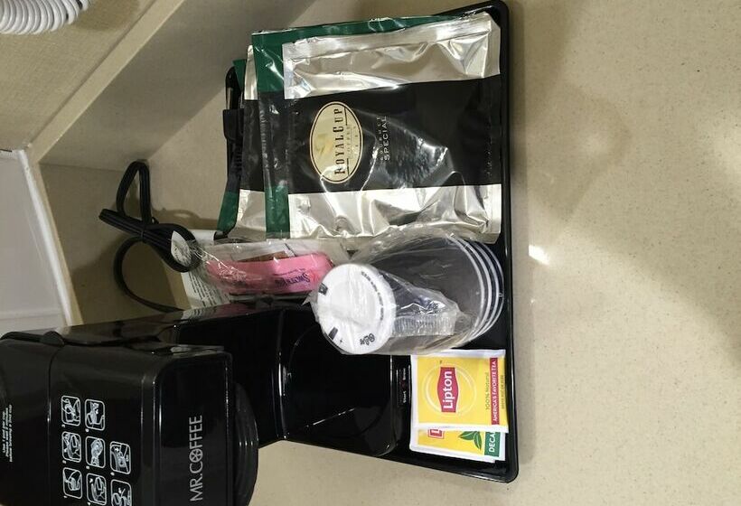 جناح, Comfort Inn & Suites Pittsburgh South