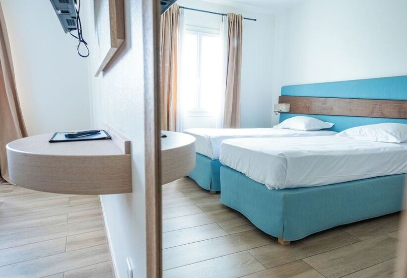 스탠다드 룸, Hôtel & Restaurant Les Mouettes