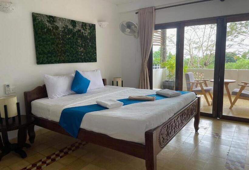 غرفة قياسية مزوَّدة بشُرفة, Kep Lodge