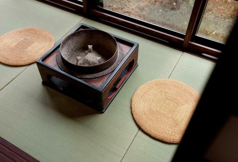Люкс Дюплекс, Motoyu Ishiya