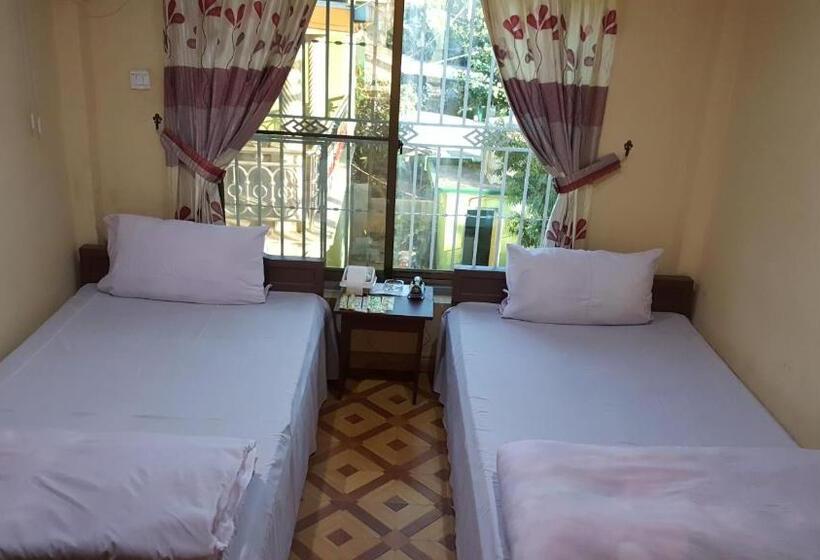 اتاق اکونومی با حمام مشترک, Red Dragon Hotel Hsipaw