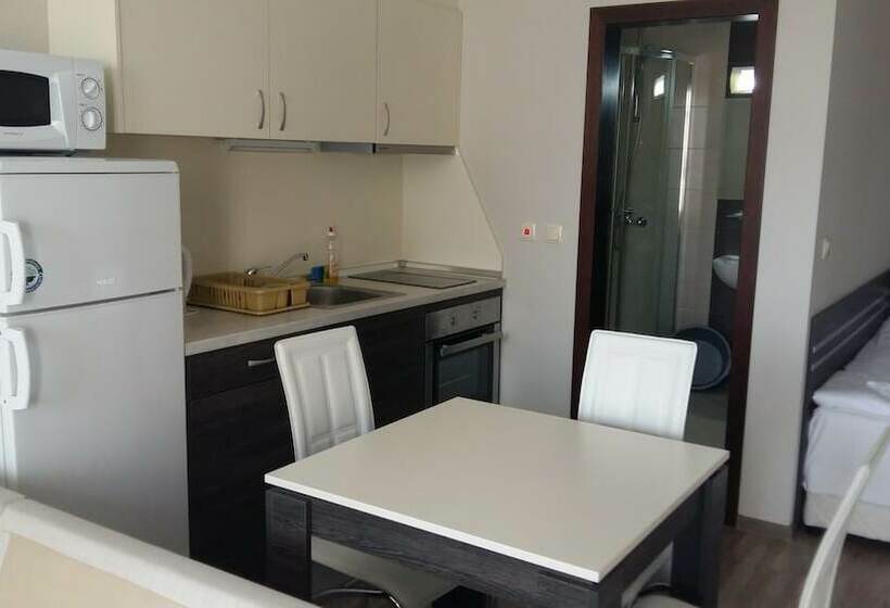 Студио Стандарт с Балконом, Apartkomplex Sorrento Sole Mare