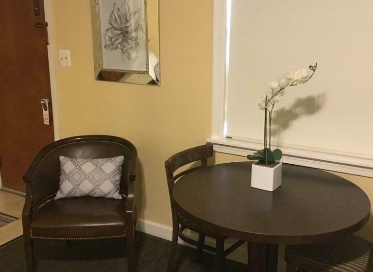 Номер Стандарт, Clarence Inn Extended Stay