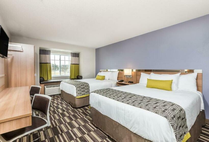 Номер Deluxe Адаптированный для Инвалидов, Microtel Inn & Suites By Wyndham Beaver Falls