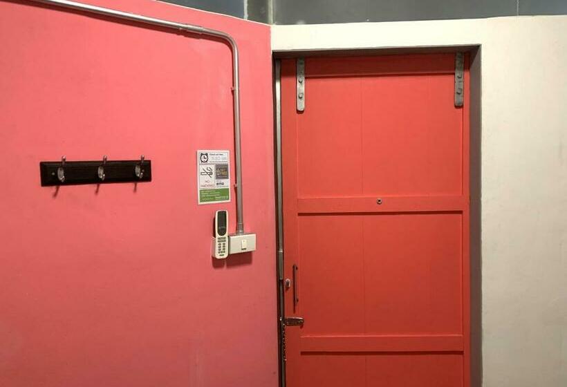 اتاق استاندارد, Sleep Sheep Phuket Hostel Sha