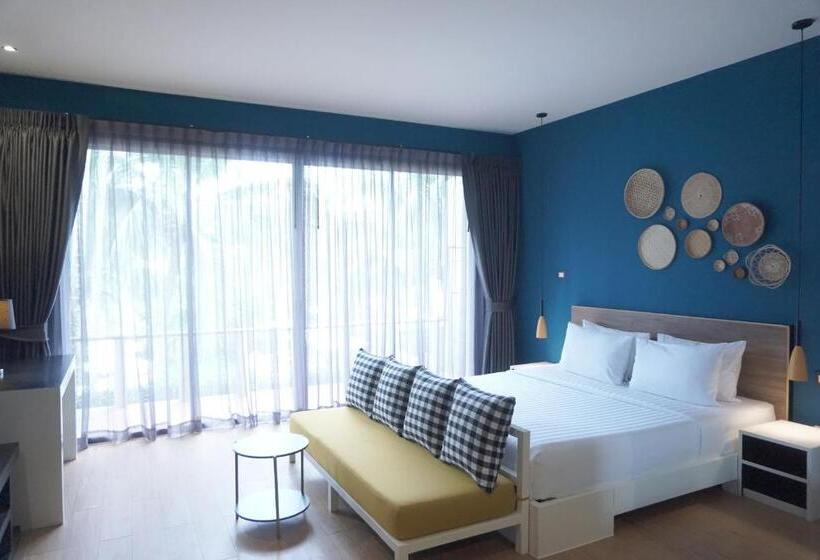 キングサイズベッドのスタンダードルーム, Signature Phuket Resort