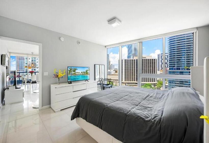 סוויטה עם מרפסת, Icon Brickell Miami Condo In Downtown 2bd 2ba