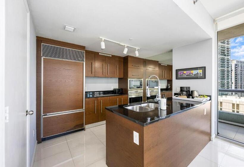 סוויטה עם מרפסת, Icon Brickell Miami Condo In Downtown 2bd 2ba