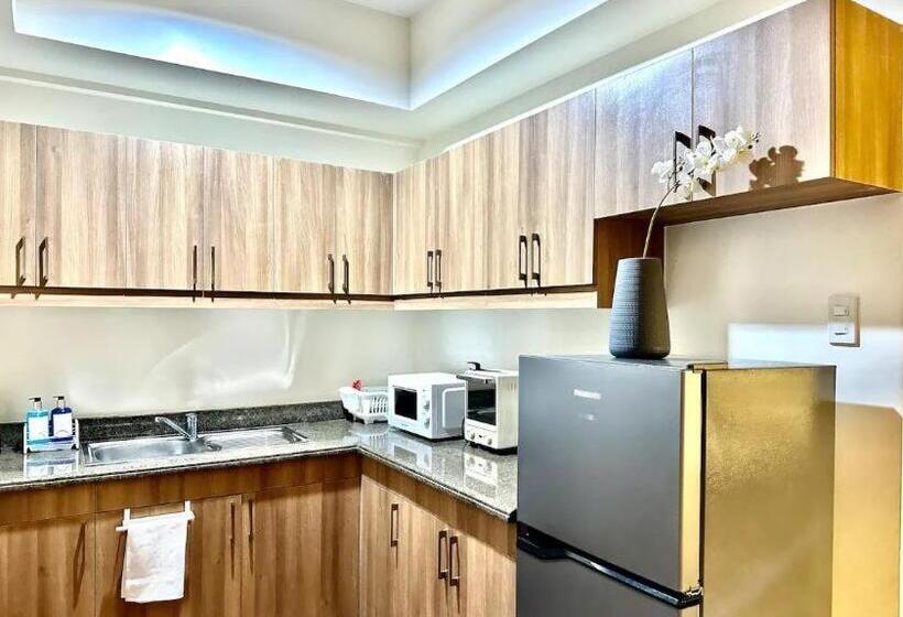Люкс Вид на Горы, Two Suite At Bristle Ridge   Baguio City 2br