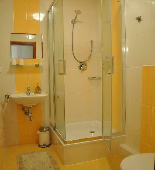 Студия Стандарт, Apartmány Florian