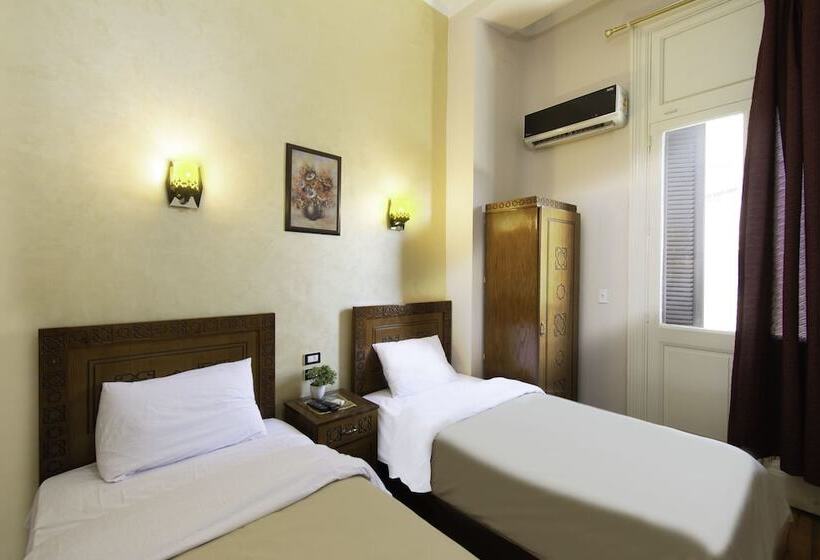 اتاق استاندارد سه نفره, Minerva Grand Hostel Cairo