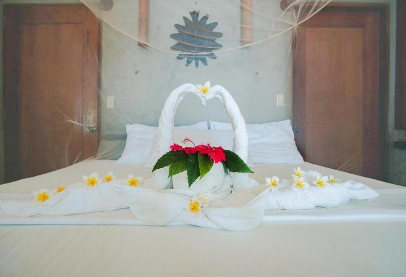 اتاق استاندارد با چشم‌انداز دریا, Sangat Island Dive Resort