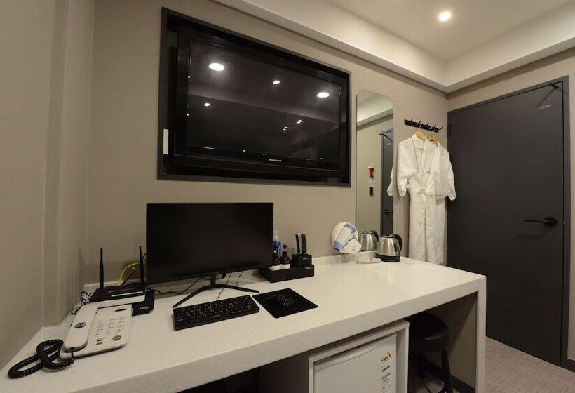 Номер Стандарт, Top Motel Busan