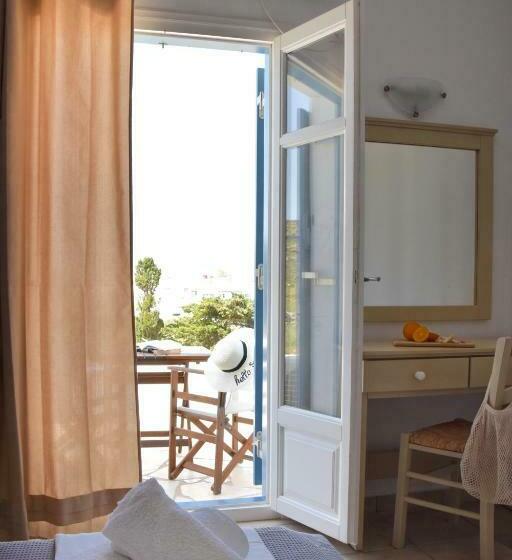 海の見えるスタンダードスタジオ, Captain Apartments Paros
