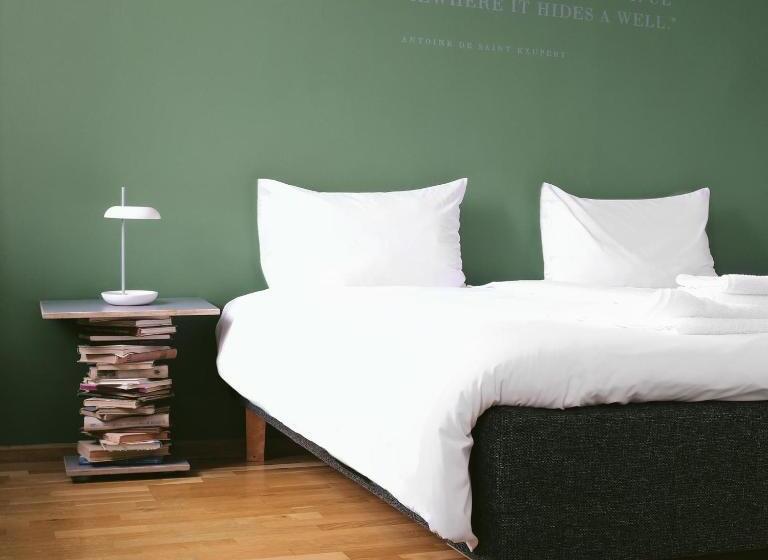 اتاق استاندارد, Rooms And Suites At Bookinn B&b