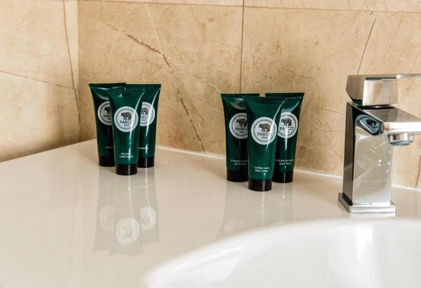 اتاق لوکس, Aqua Montis Resort & Spa