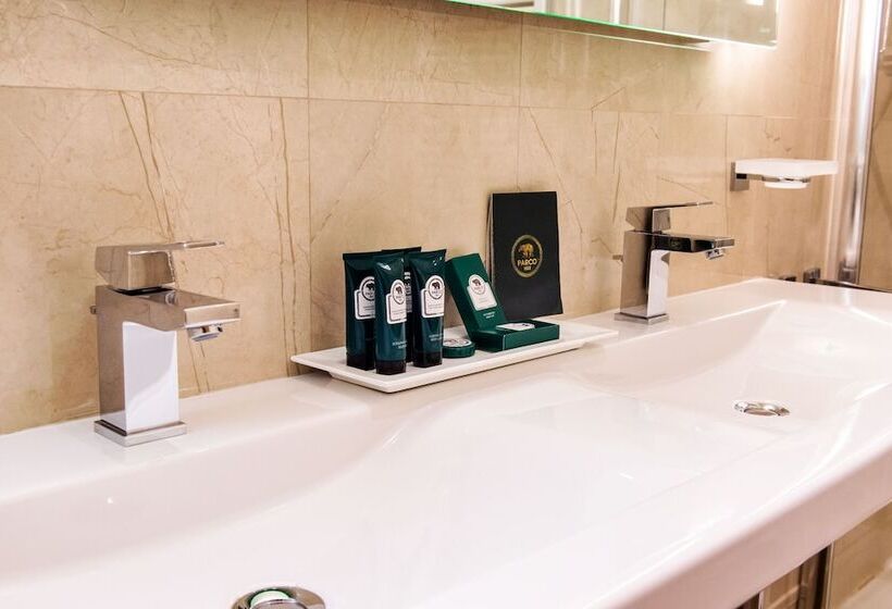 اتاق راحتی سه تخته, Aqua Montis Resort & Spa