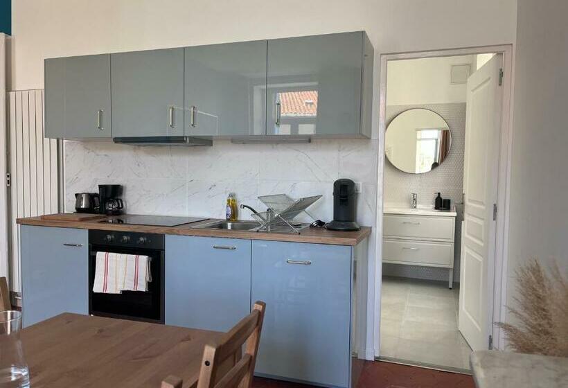 Апартаменты 1 Спальня с Балконом, Abri Du Vent, Chambres Et Appartements