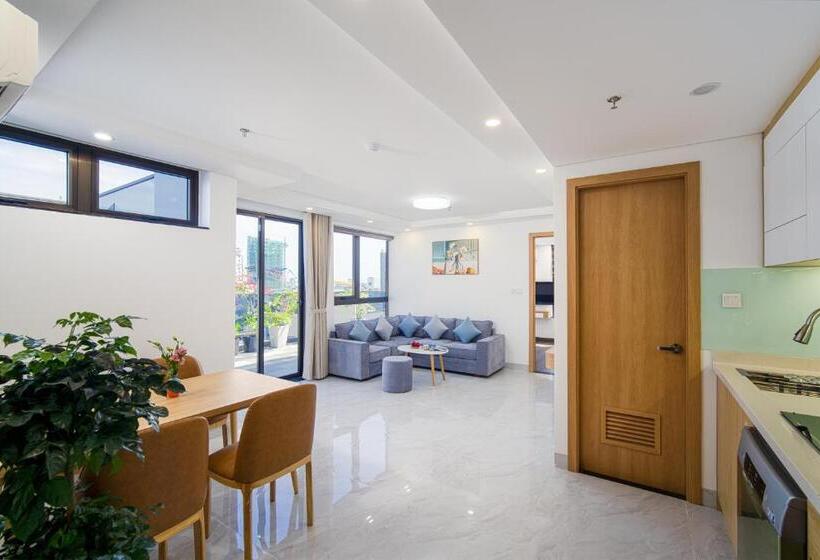 1 Bedroom Penthouse Apartment, Hsuites Riverside Hotel And Apartment