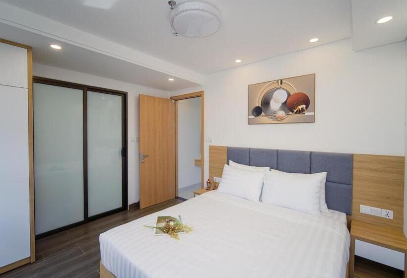 1 Bedroom Penthouse Apartment, Hsuites Riverside Hotel And Apartment