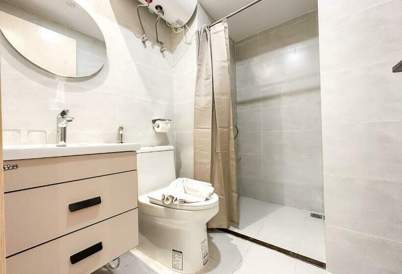 스탠다드 룸 킹사이즈 침대, Landmark Vientiane Life Center