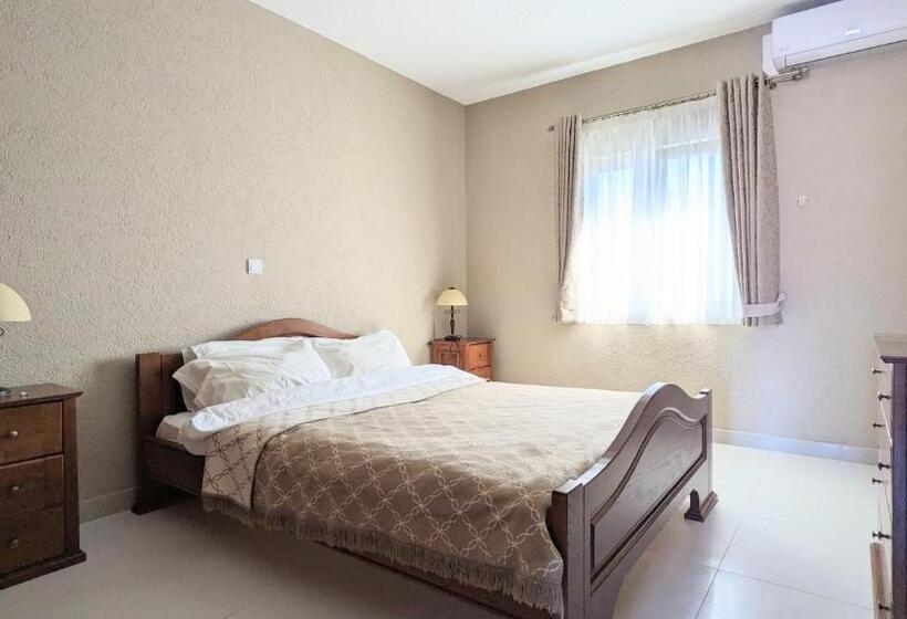 اتاق استاندارد با تراس, Serene Sea View Apartments In Utjeha