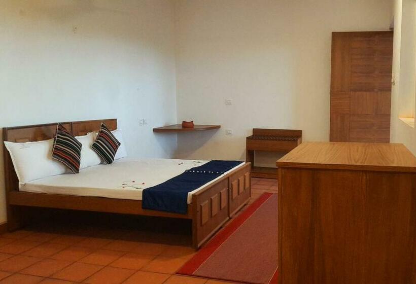 Стандартный Номер Кровать Кинг, Niraamaya Retreats Vaidekam, Kannur