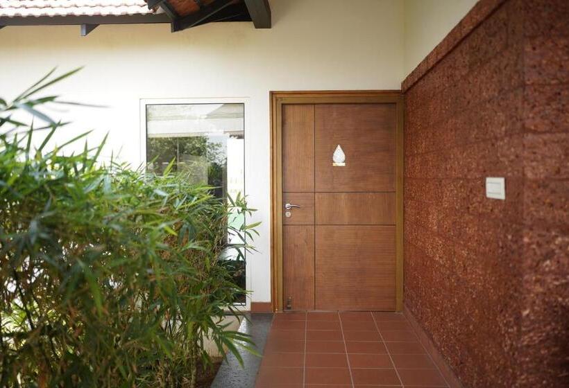 Вилла 2 Спальни, Niraamaya Retreats Vaidekam, Kannur