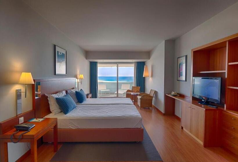 2 Bedrooms Suite Sea View, Aqualuz Troia Mar by The Editory