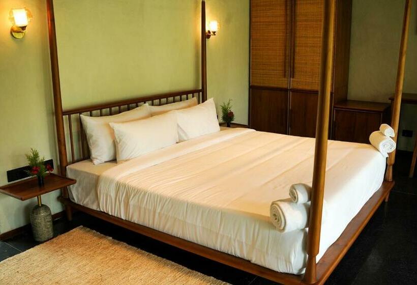 Люкс, Maayaa Riverside Villas & Suites By Keala