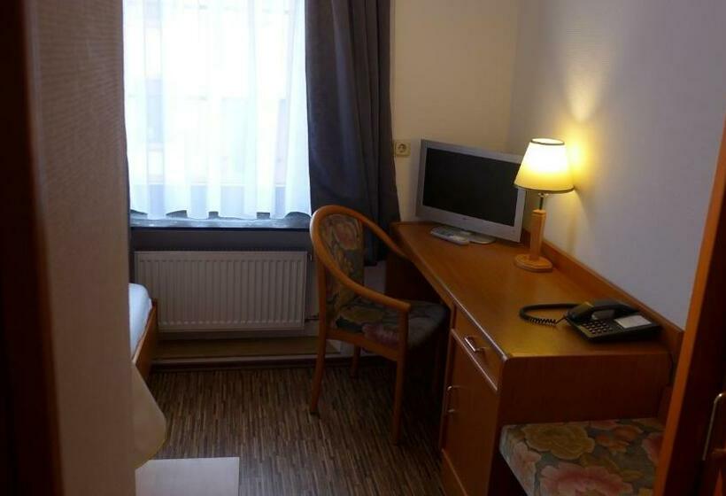 스탠다드 싱글 룸, Central Hotel Greiveldinger