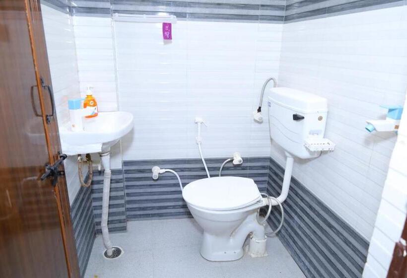 Номер Deluxe Кровать Кинг, Sia Taj Hotel I Nearest Taj Mahal I Agra I Couple Friendly