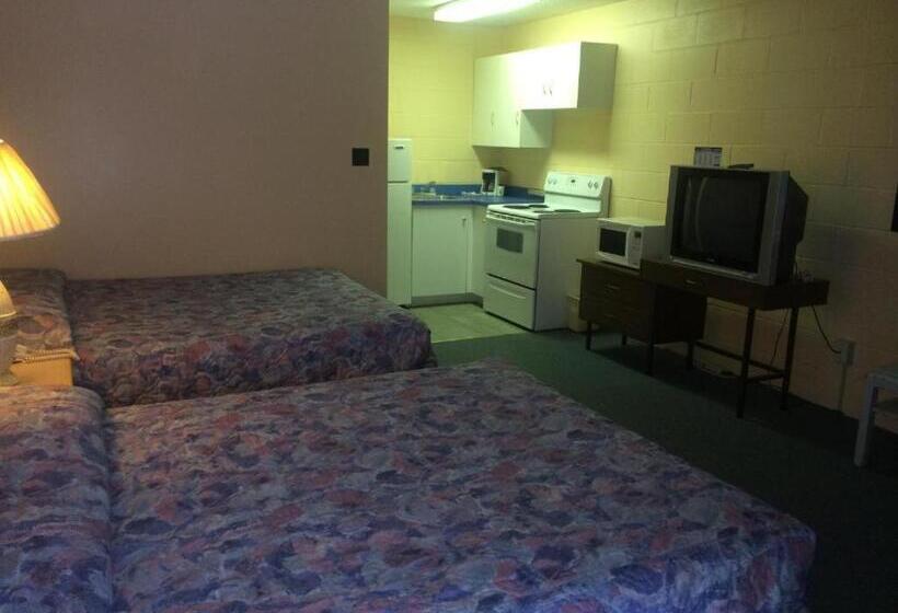 Четырехместный Номер Стандарт, Road Runner Motel Merritt Bc