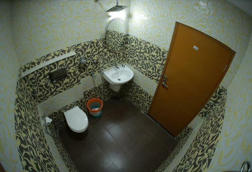 Номер Стандарт, Malavikas Black Beach Resort