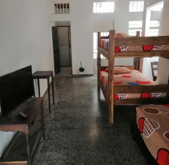 디럭스 룸, Casa De Relajación Lowcost Centro Catedral Lujos ,piscna,aireacondicio