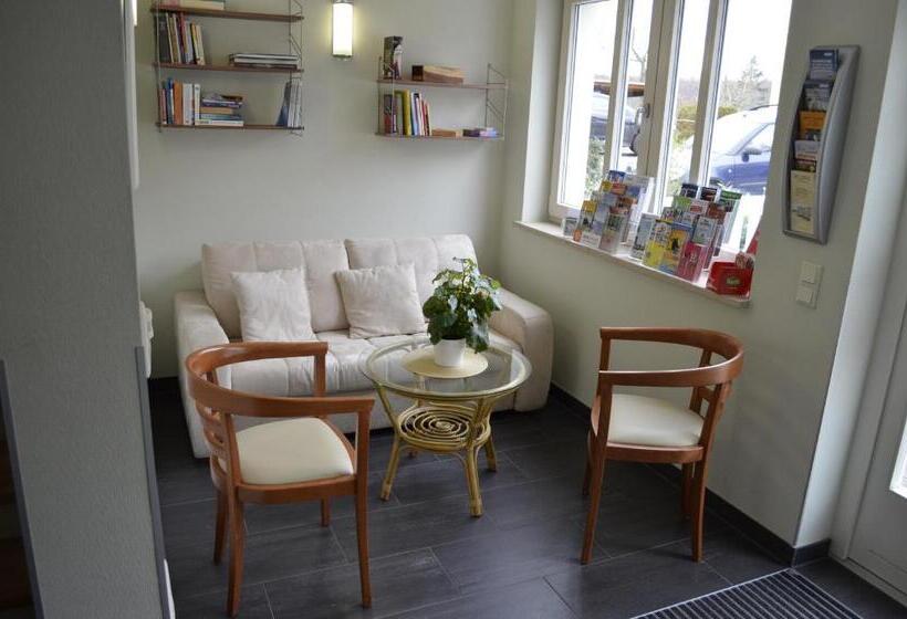 Семейный люкс с 2 спальнями и террасой, Pension Bellevue