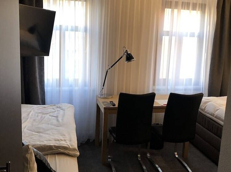 Standart Oda, Pension Burkhardt