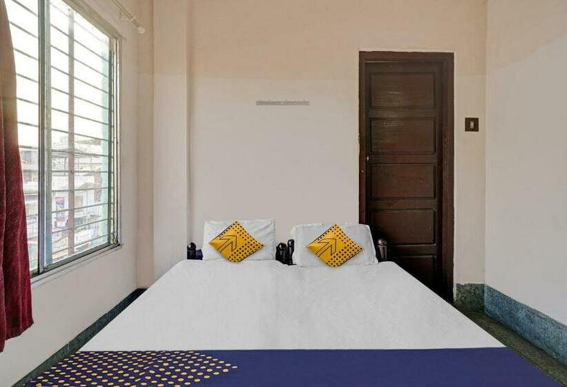 三人经典房间, Spot On Padinjarekara Tourist Home