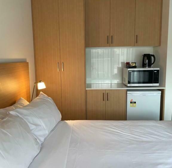 디럭스 룸, Whittlesea Motel
