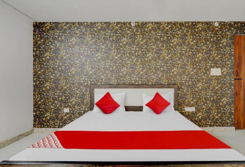 Трехместный Номер Классика, Flagship Ck Inn Near Chaudhary Charan Singh International Airport