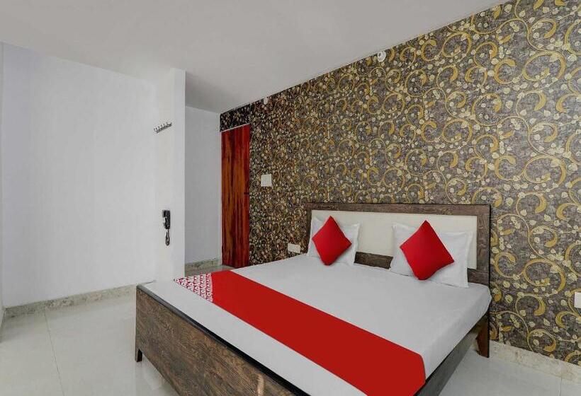 Номер Deluxe, Flagship Ck Inn Near Chaudhary Charan Singh International Airport