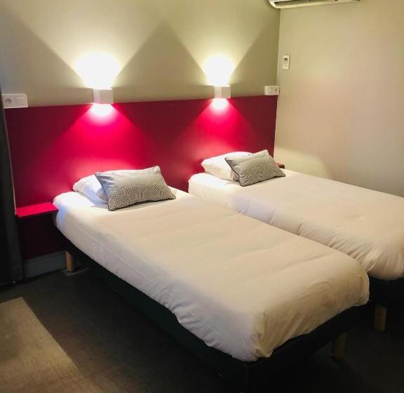 Номер Стандарт Трехместный, Fasthôtel Clermont Ferrand Gerzat