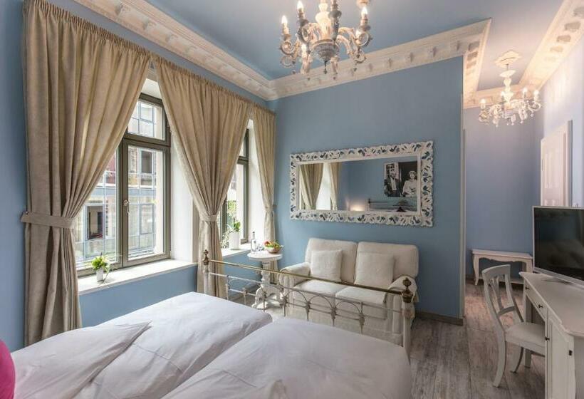 Номер Стандарт, Grande Albergo Giancarlo