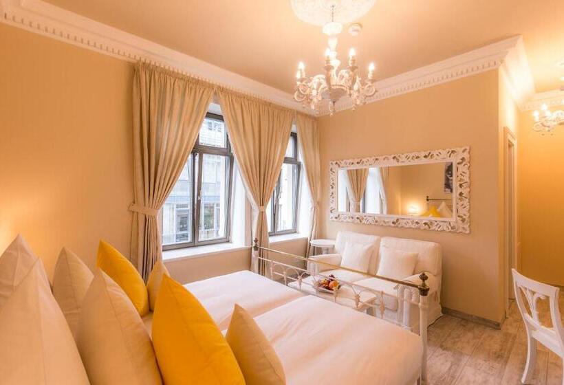 Номер Стандарт, Grande Albergo Giancarlo