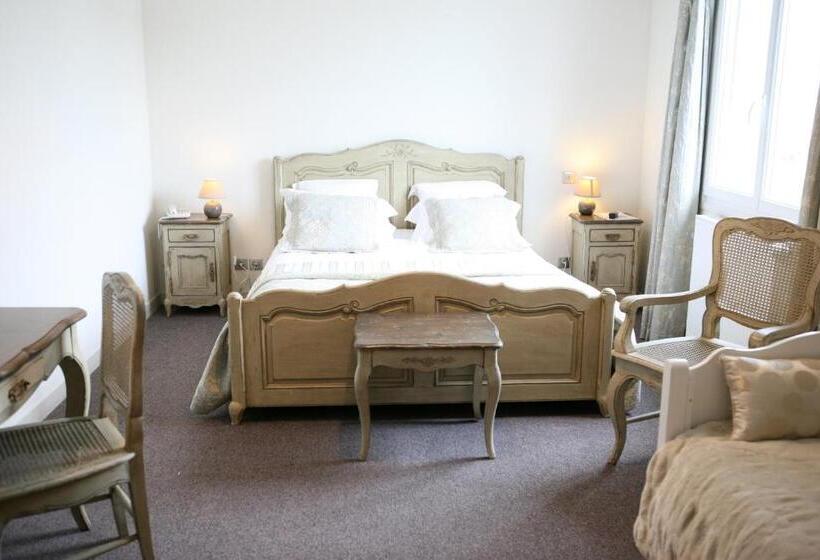 Семейный Номер, Cit Hotel La Villa Julia
