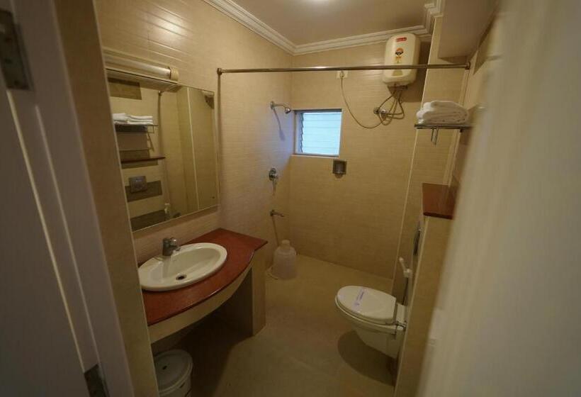 标准间, Palmyra Grand Inn