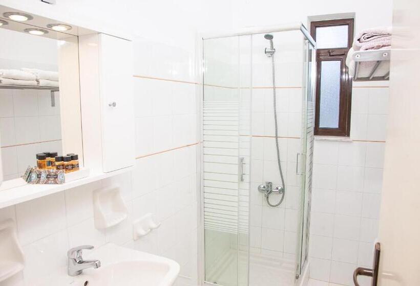 Deluxe Suite Sea View, Porto Diakofti