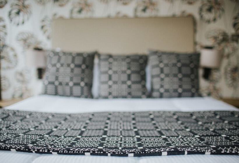 Chambre Standard, The Globe