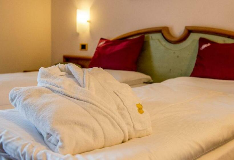 标准间, Albergo Alla Rosa
