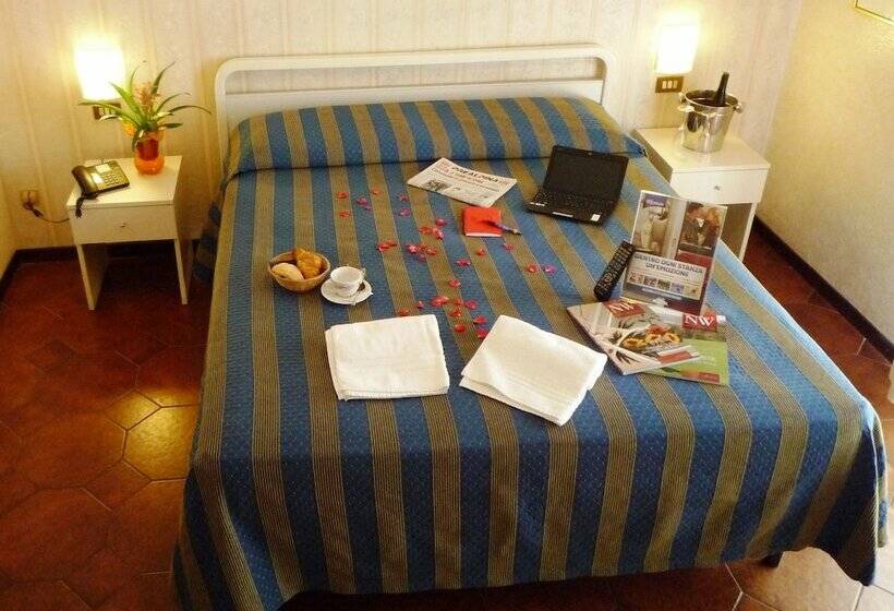 Номер Стандарт Трехместный, Montecarlo